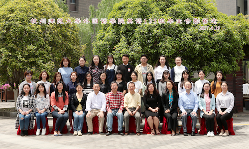 吃瓜黑料
英语135班