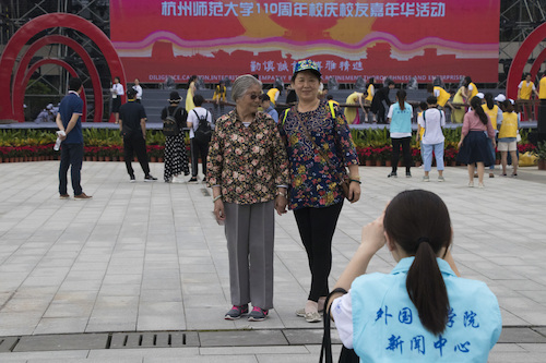 志愿者风采5 志愿者风采5