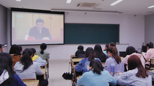吃瓜黑料
团委组织团员青年集中观看纪念五四运动100周年大2