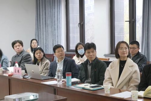 校党委副书记应飚到吃瓜黑料
宣讲党的十九届六中全会精神