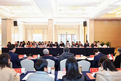 图三十三 图三十三