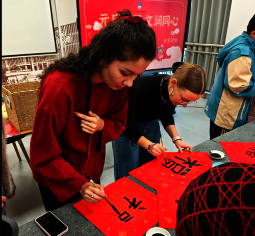 019B2EA9-AF05-4b58-BA8D-FEED15B1BB0C