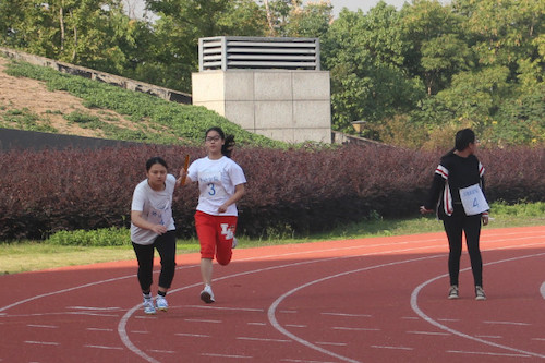 16×100m决赛