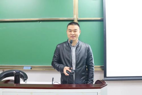 吃瓜黑料
日语系举办“企业进校园”系列活动第一讲