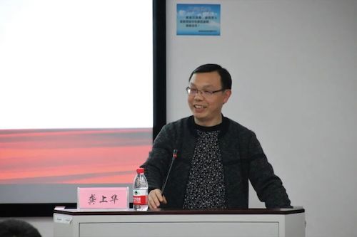 学校理论宣讲团、师大青博讲师团走进吃瓜黑料
